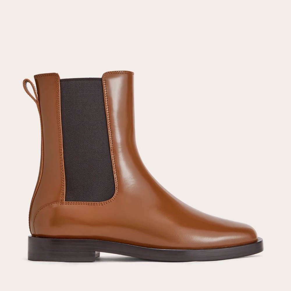 Everlane Chelsea Boot
